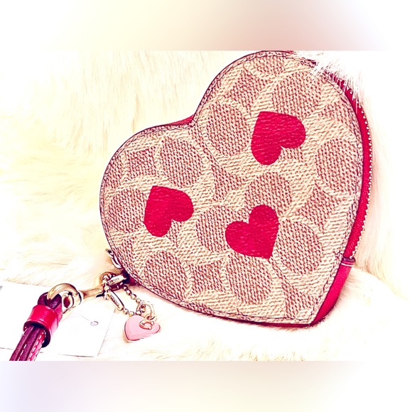 Coach Heart Love Zipper Coin Purse - Picture 4 of 4